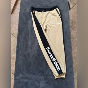 North face sweatpants